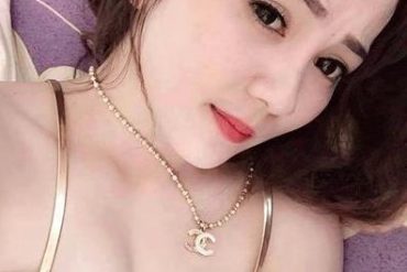 Máy bay bà già Quận 5 tìm cần phi công khỏa lấp cô đơn